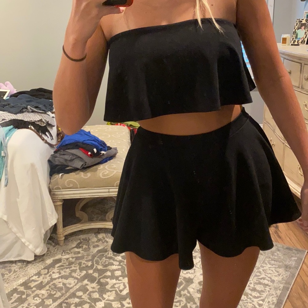 Black BOOHOO set